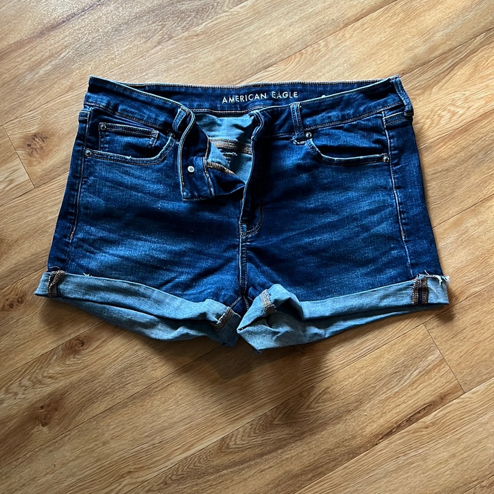American eagle shortie shorts